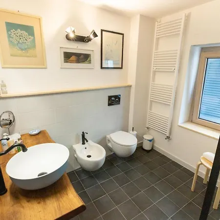 La Casetta Delle Ragazze Ribelli 3*