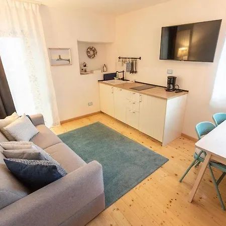 La Casetta Delle Ragazze Ribelli Guest house *