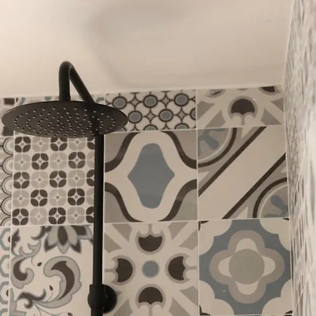 La Casetta Delle Ragazze Ribelli بيت ضيافة 3*