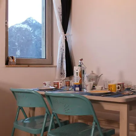 La Casetta Delle Ragazze Ribelli Gasthuis Trarego